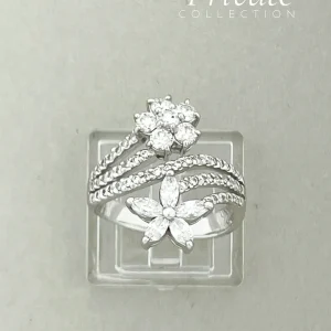 PC Diamantring 18K hvitt gull med blomster str53